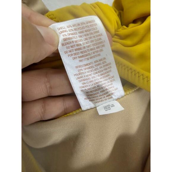 Shade & Shore Women's Asymmetric Twist One Piece Swimsuit Sz XL - Picture 7 of 9